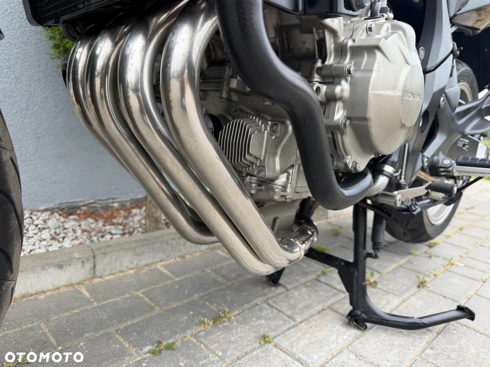 Honda CBF - 37