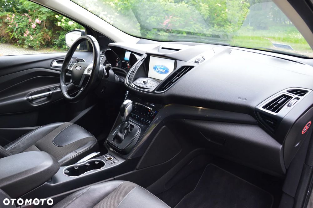 Ford Kuga 2.0 TDCi 4WD Titanium - 22