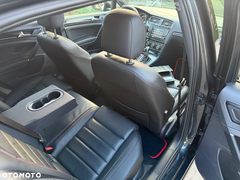 Volkswagen Golf GTI (BlueMotion Technology) DSG - 29