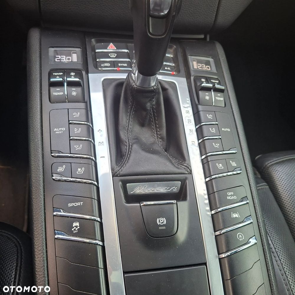 Porsche Macan Standard - 16