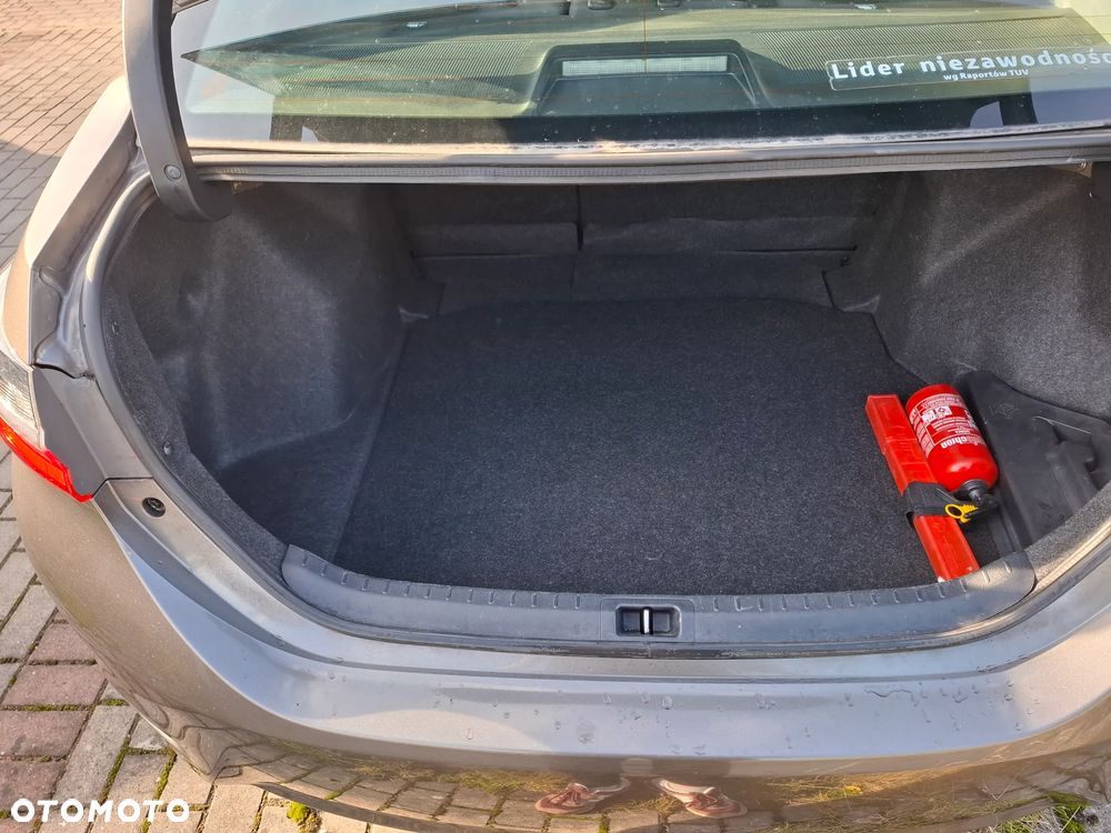 Toyota Corolla - 6