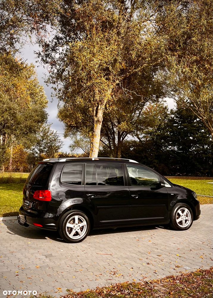 Volkswagen Touran 2.0 TDI DPF Comfortline - 6