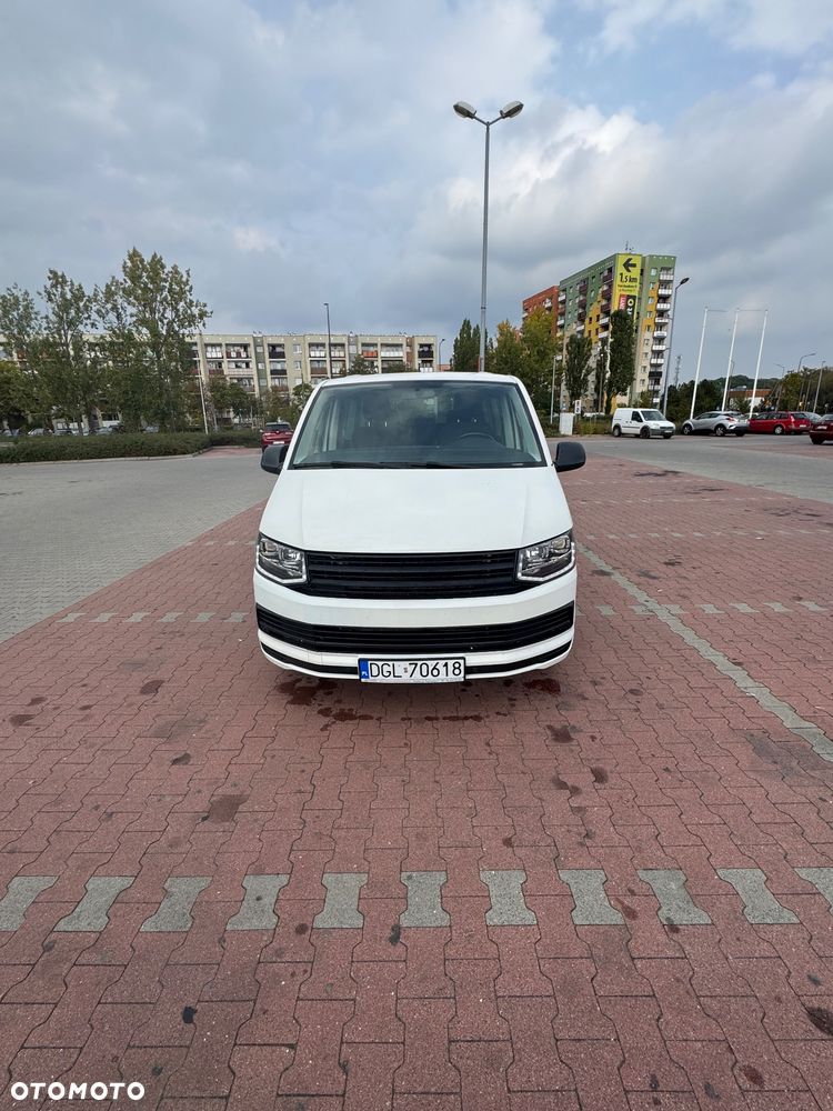 Volkswagen Multivan - 9