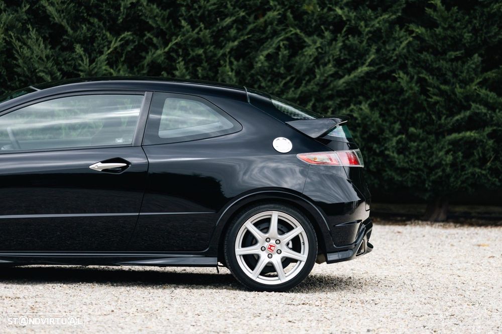 Honda Civic 2.0 Type-R - 17