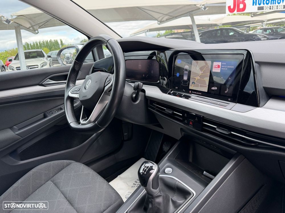 VW Golf 2.0 TDI Conceptline - 9