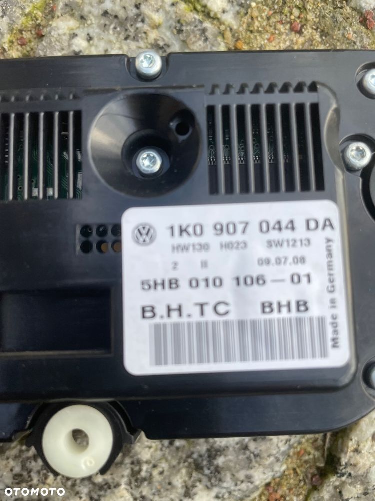 VW golf v plus kratki panele w konsole - 8