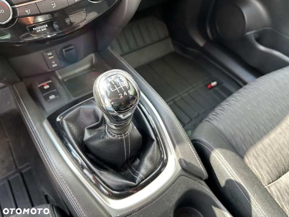 Nissan X-Trail - 17