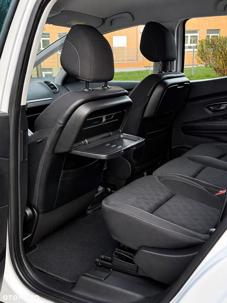 Renault Scenic TCe 140 GPF LIMITED - 17