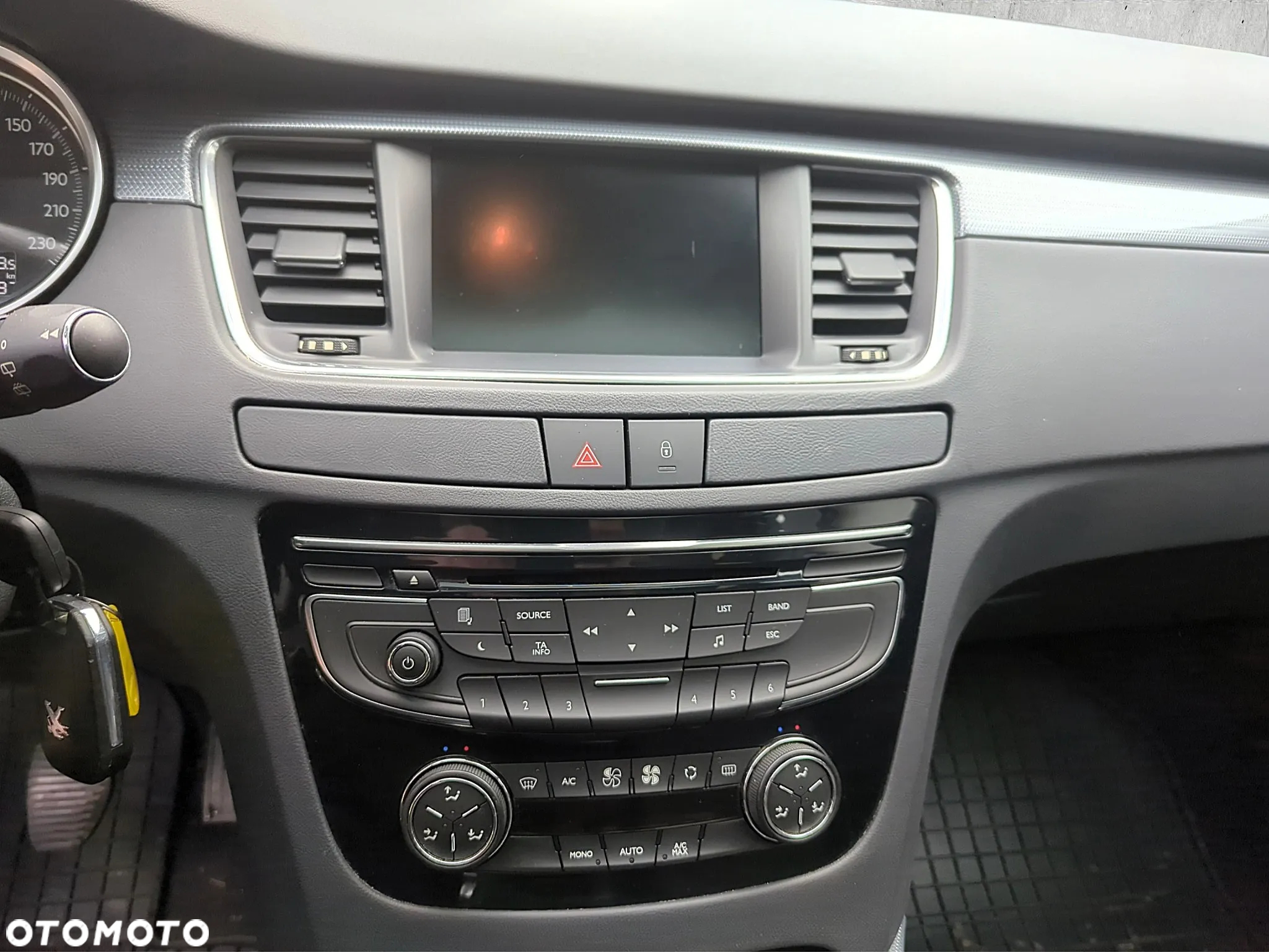 Peugeot 508 1.6 T Allure - 14