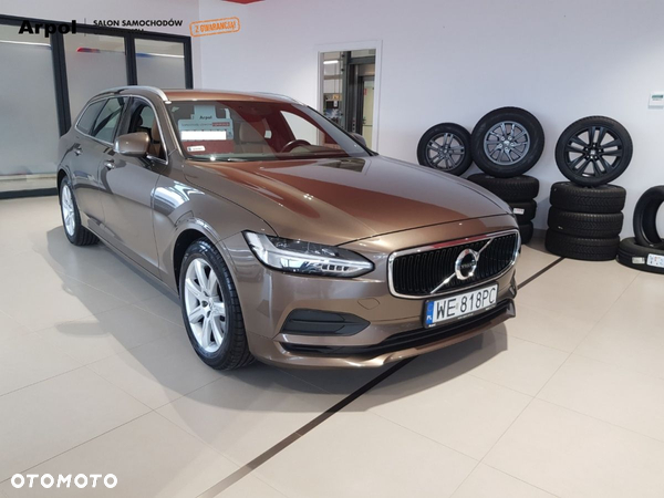 Volvo V90 D4 AWD Momentum