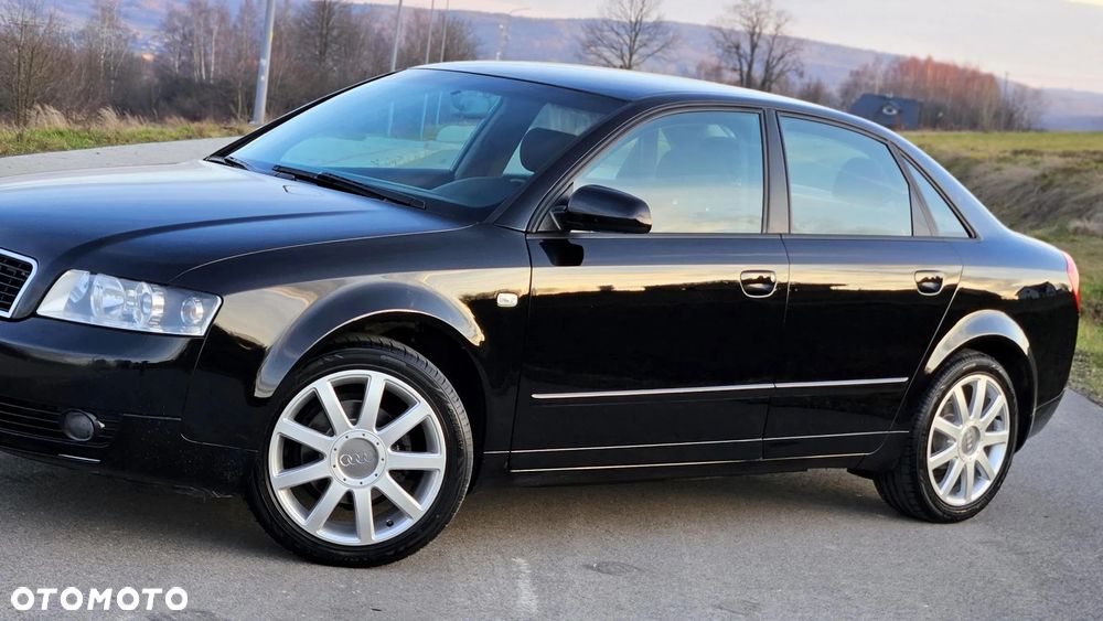 Audi A4 Limousine - 20