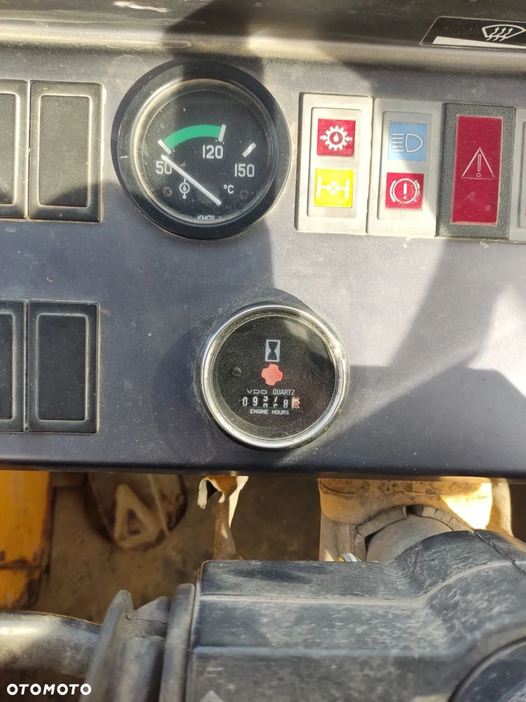 Volvo - 12