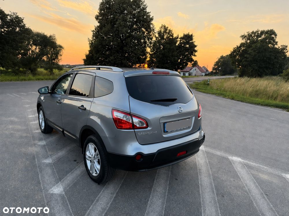 Nissan Qashqai+2 2.0 Visia - 8