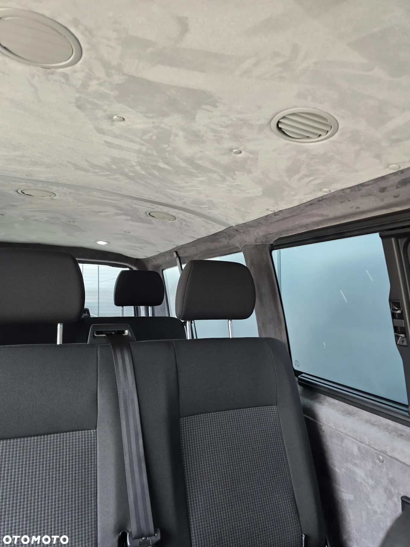 Volkswagen Transporter Kombi T6.1 TDI L2H1 DSG - 13