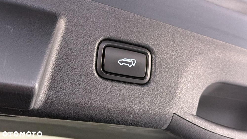 Hyundai Tucson 1.6 T-GDi HEV Modern 2WD - 18