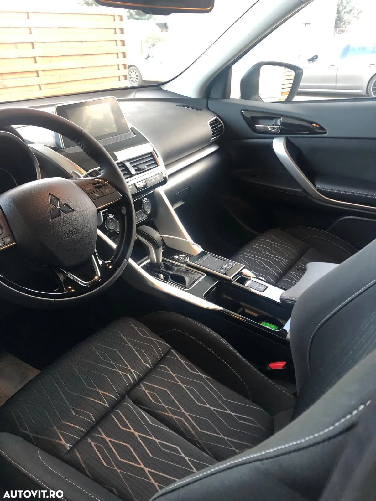 Mitsubishi Eclipse-Cross 1.5-litre 16-valve DOHC MIVEC 4X4 Invite+ Aut. - 2