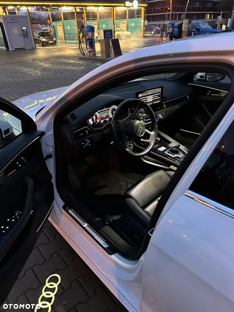 Audi A4 Limousine - 20