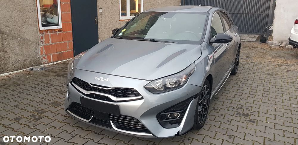 Kia Ceed 1.6 CRDi Eco-Dynamics+ (48V Mild-Hybrid) DCT7 GT Line - 5