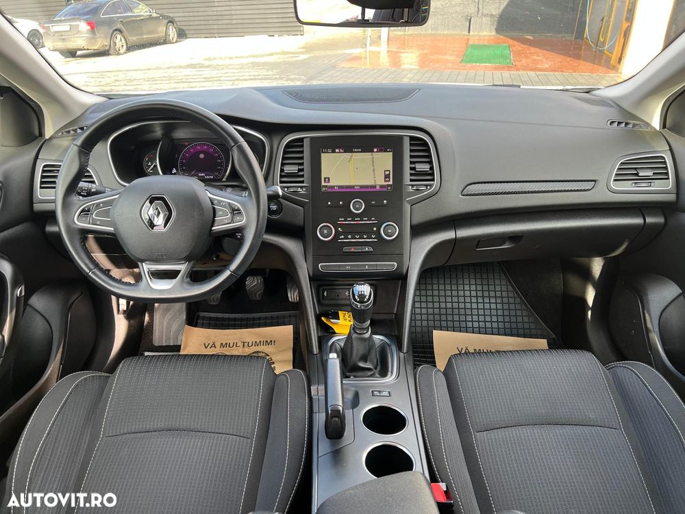 Renault Megane TCe GPF Business - 6