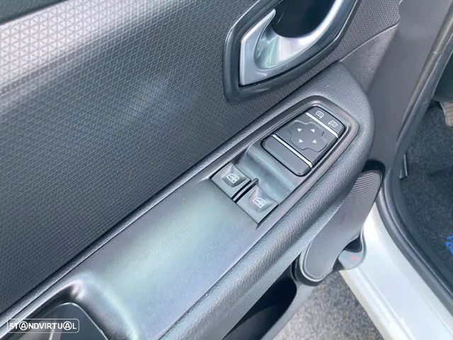 Renault Clio 0.9 TCE Dynamique S - 20