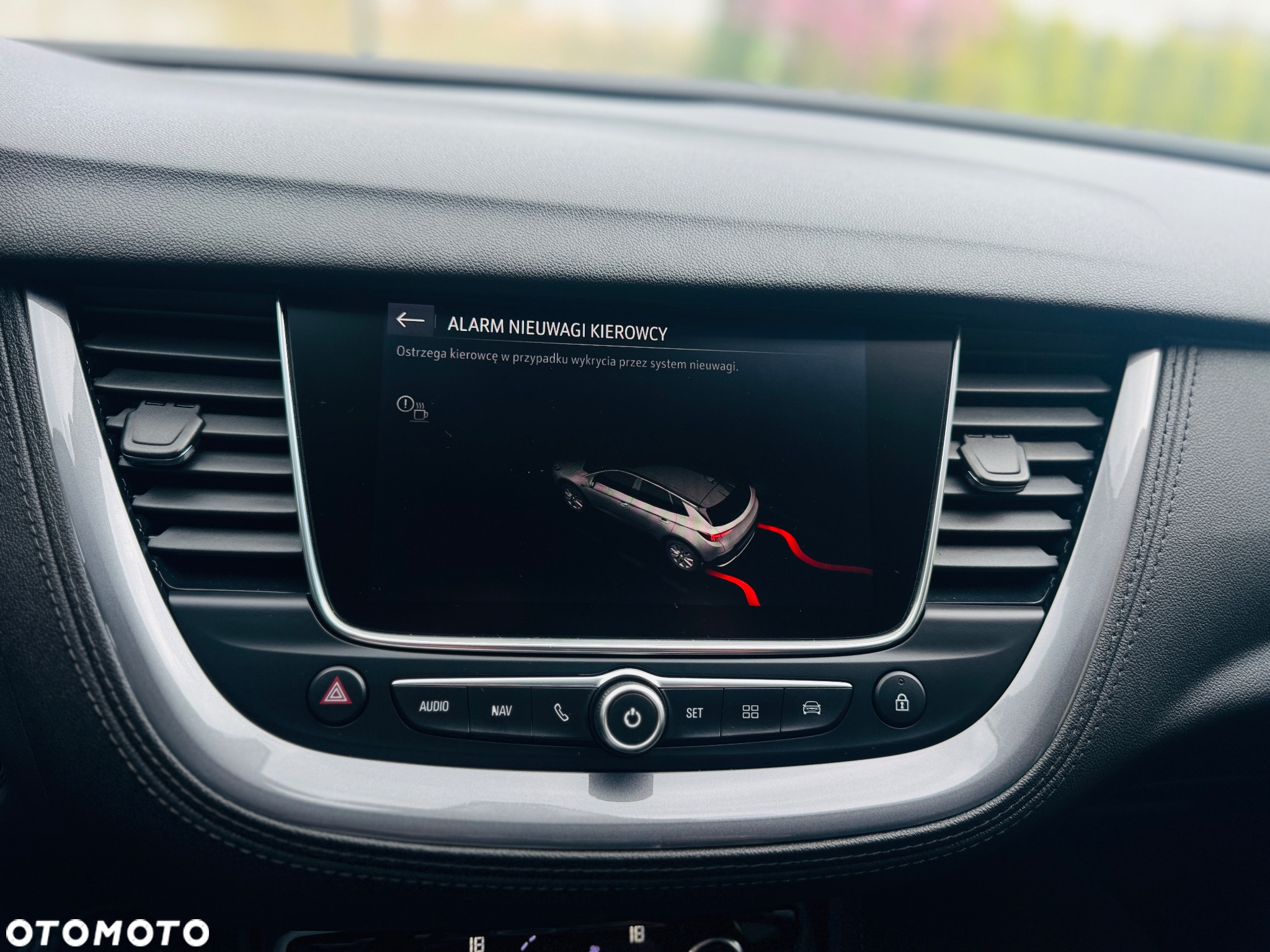 Opel Grandland X 1.6 D Start/Stop Automatik Business Edition - 23
