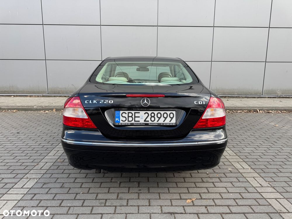 Mercedes-Benz CLK 220 CDI Automatik Elegance - 8