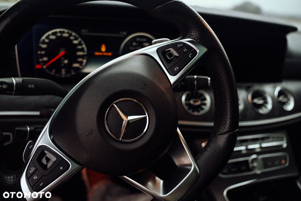 Mercedes-Benz Klasa E 400 - 14