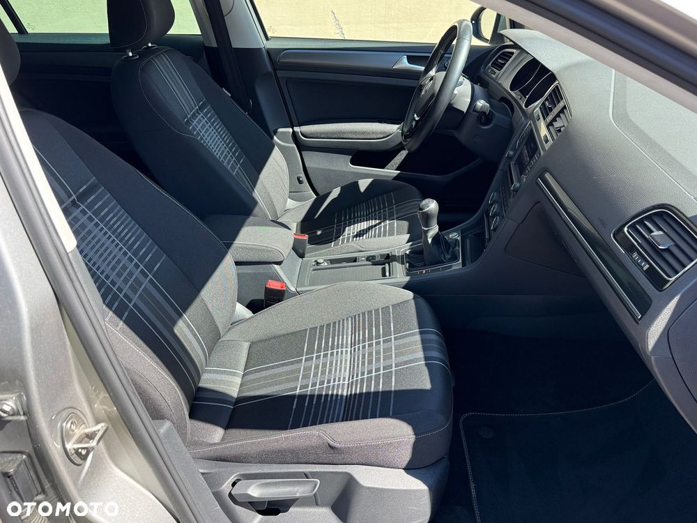 Volkswagen Golf 1.4 TSI BlueMotion Technology Lounge - 29