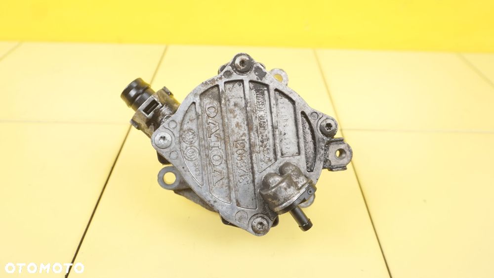 S60 II V60 XC70 S40 V40 2.0 D 14r 163KM D5204T3 pompa vacum 31258031 - 1