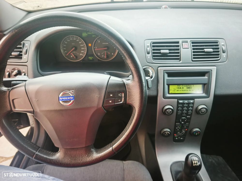 Volvo S40 1.6 D Nível 2 - 6