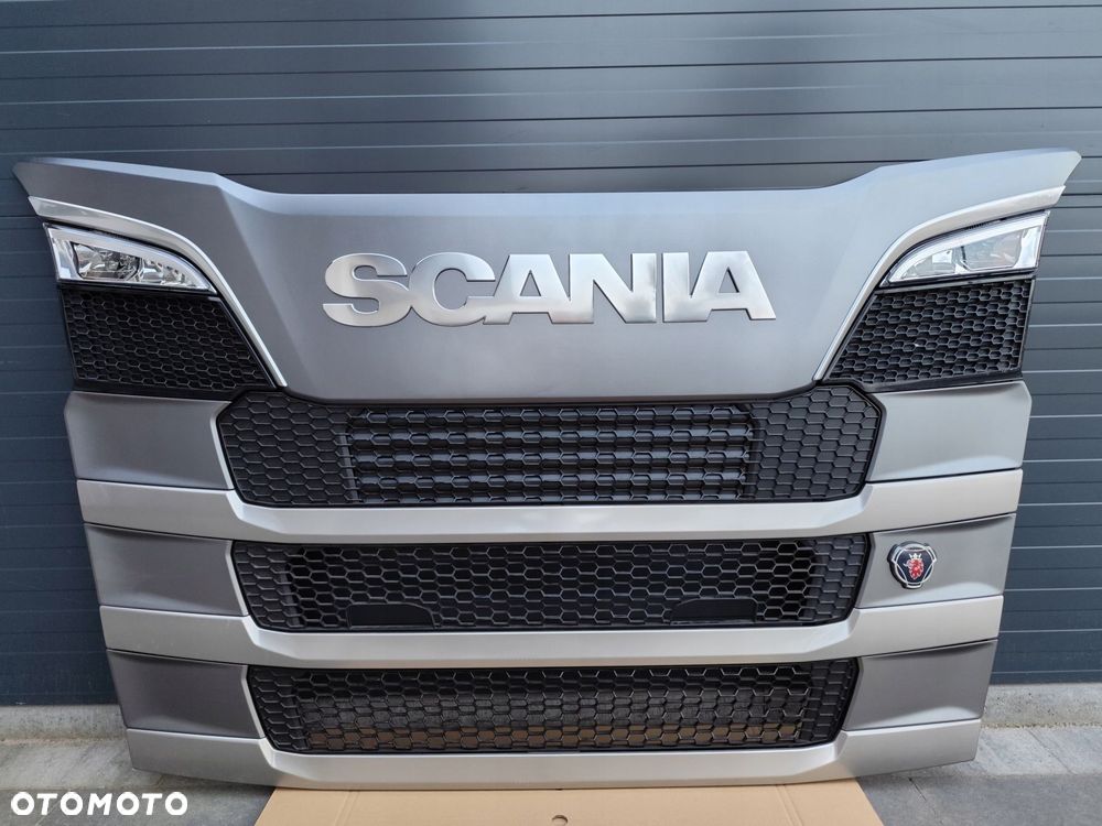 ATRAPA MASKA SCANIA S NEXT GEN - 3