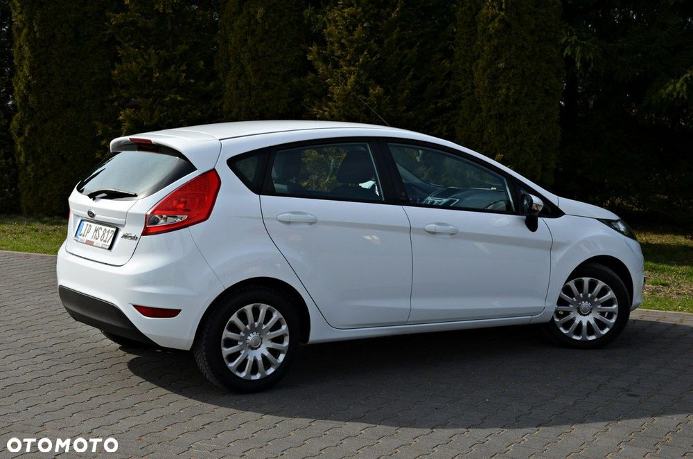 Ford Fiesta 1.25 Silver X Plus 2 EU6 - 25