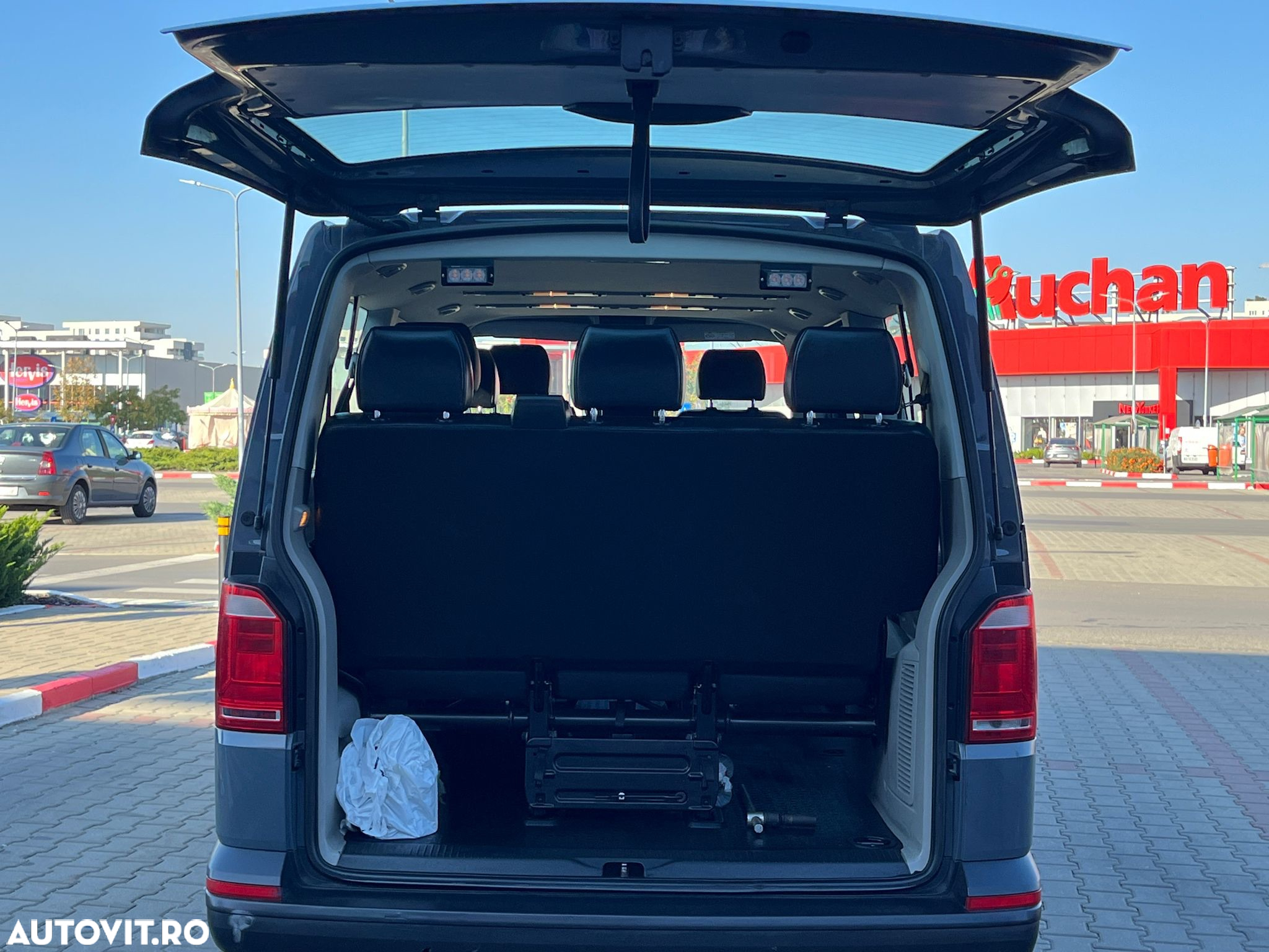 Volkswagen Caravelle T6 2.0 TDI KR Highline DSG 4M - 5