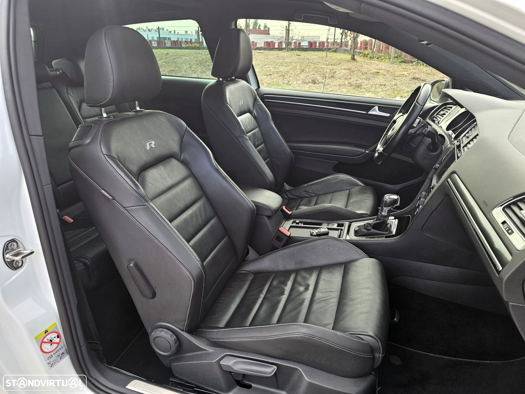 VW Golf 2.0 TSi R DSG - 18