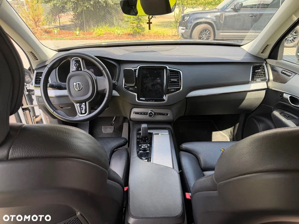 Volvo XC 90 B5 D AWD Plus Dark - 6