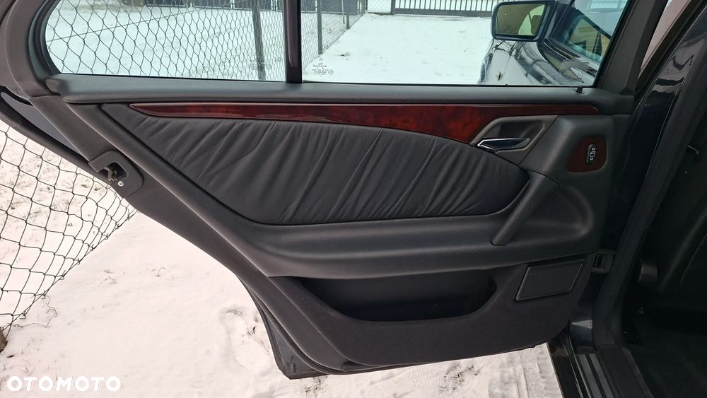 Mercedes-Benz Klasa E 430 Avantgarde - 9