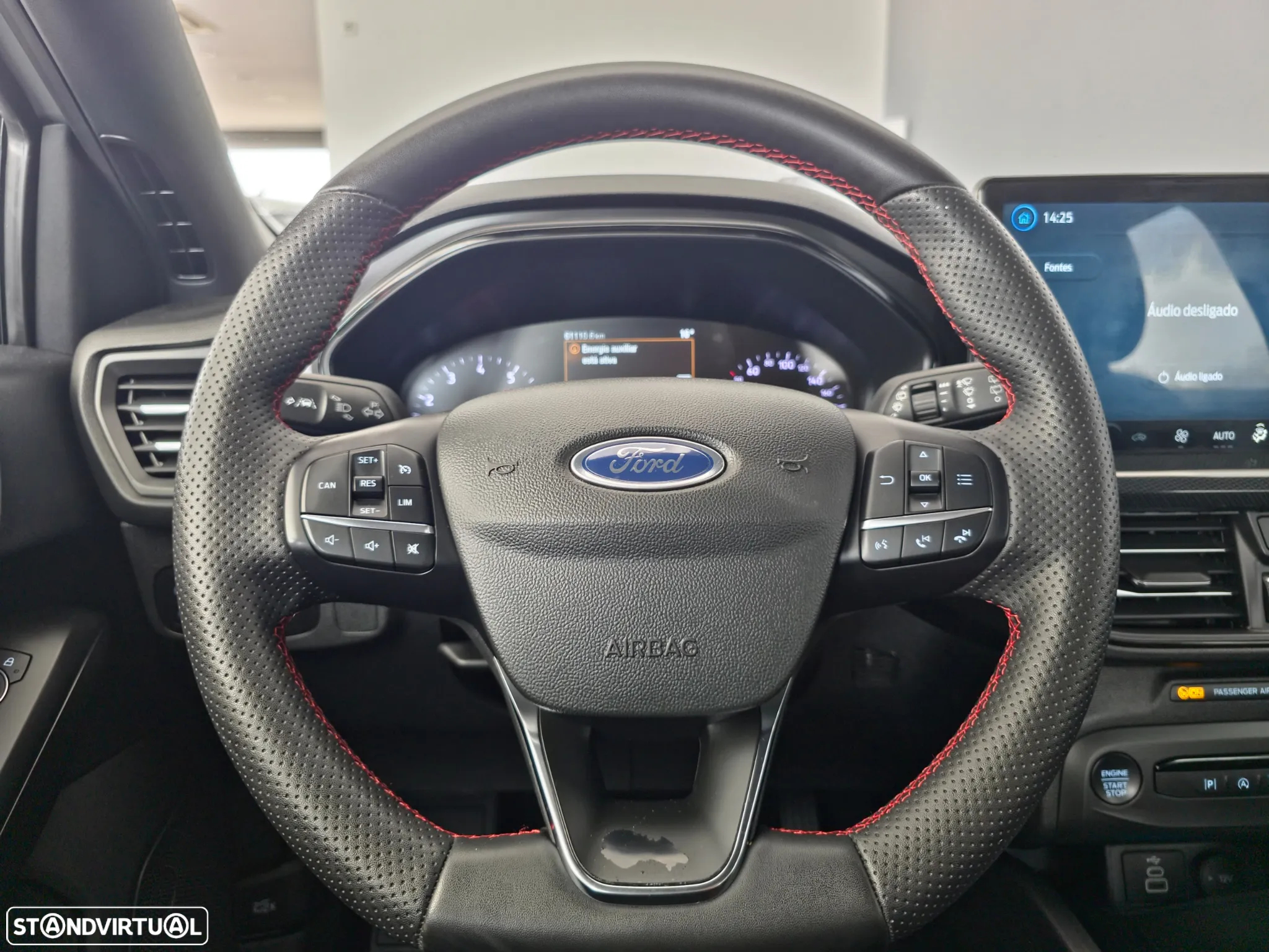 Ford Focus SW 1.0 EcoBoost MHEV ST-Line - 19
