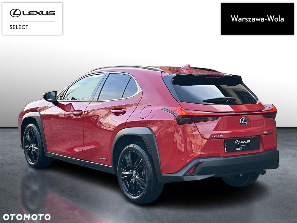 Lexus UX - 5