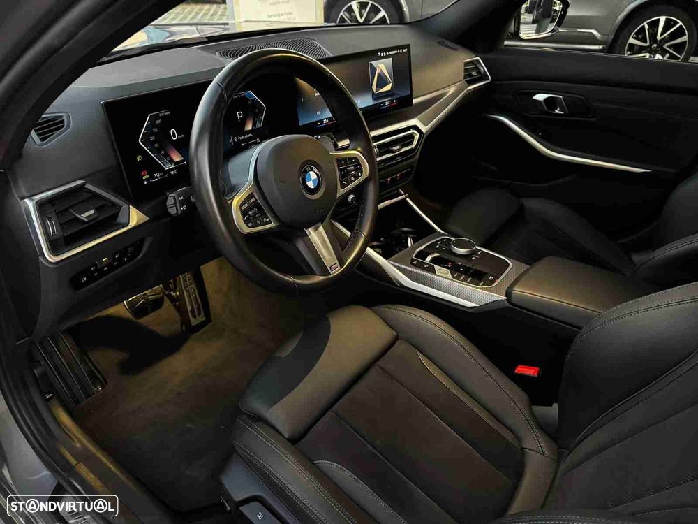BMW 320 d Touring Pack Desportivo M Auto - 9