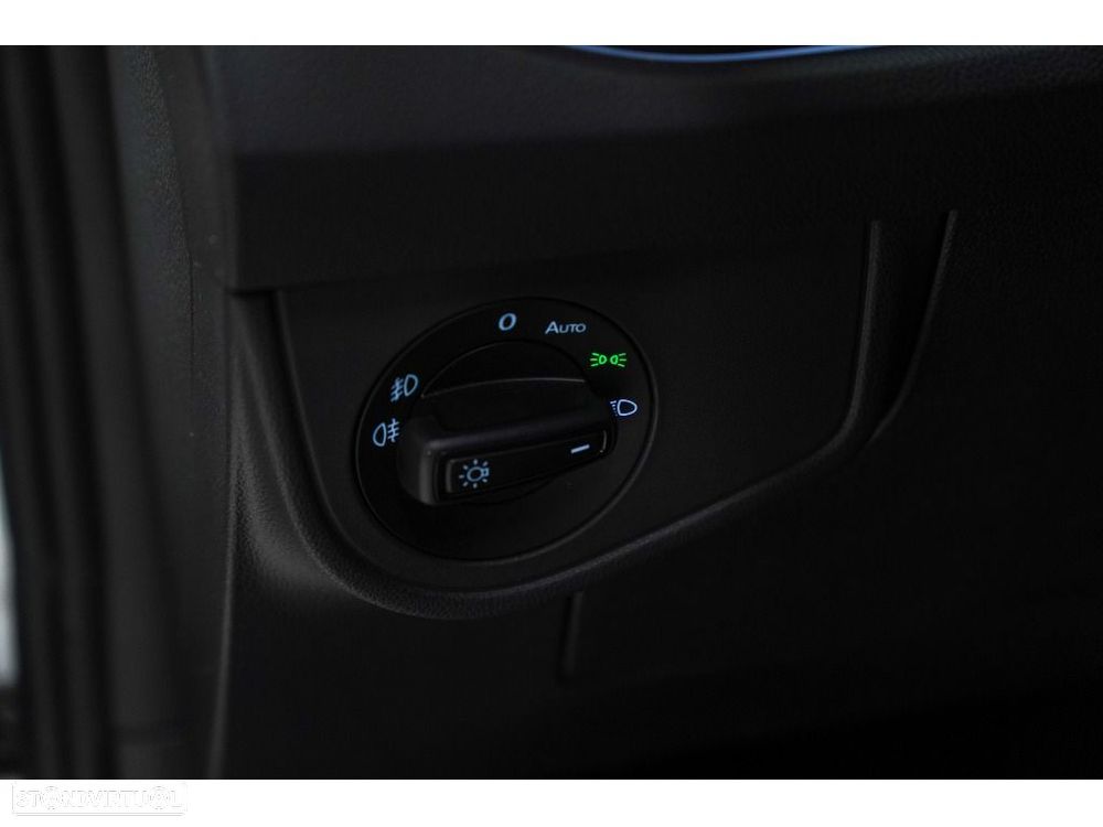 VW Taigo 1.0 TSI R-Line DSG - 20