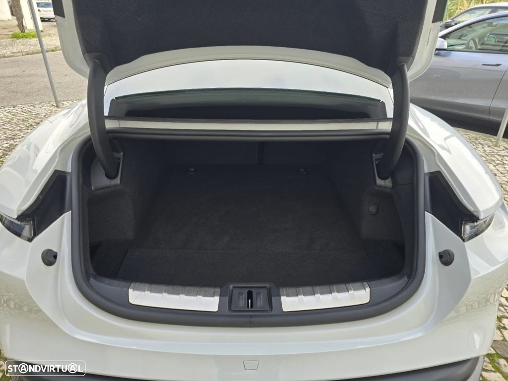 Porsche Taycan 4S bateria Performance Plus - 8