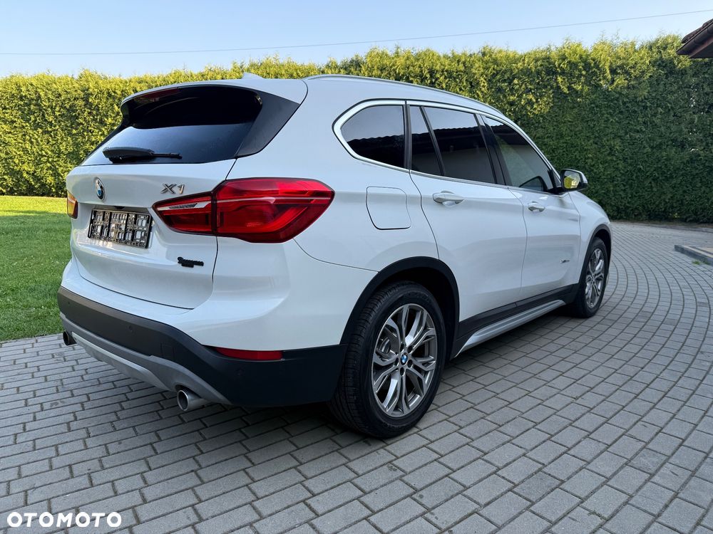 BMW X1 xDrive25i Advantage sport - 6