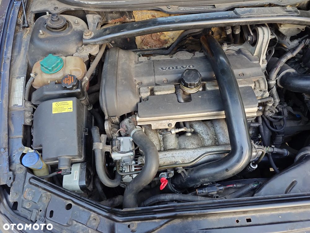 Volvo V70 Cross Country 2.4 AWD - 4