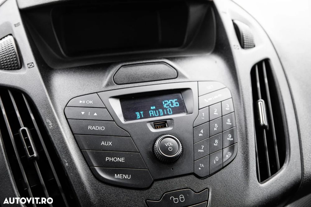 Ford Transit Connect - 20