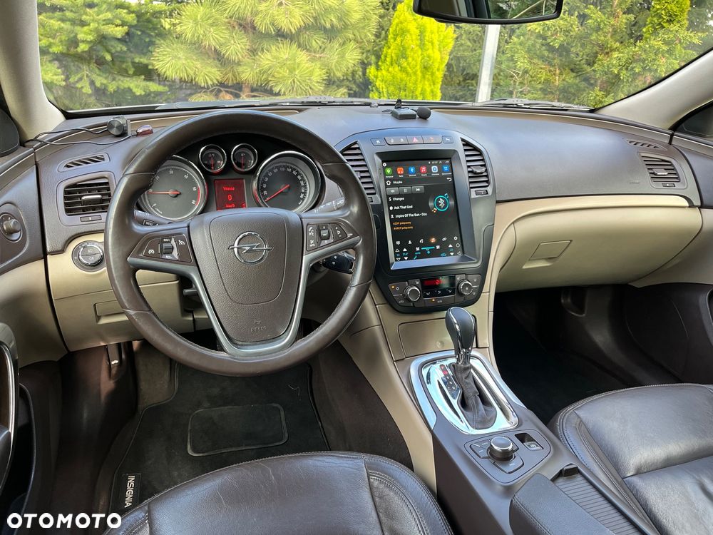 Opel Insignia 2.0 CDTI Cosmo - 11
