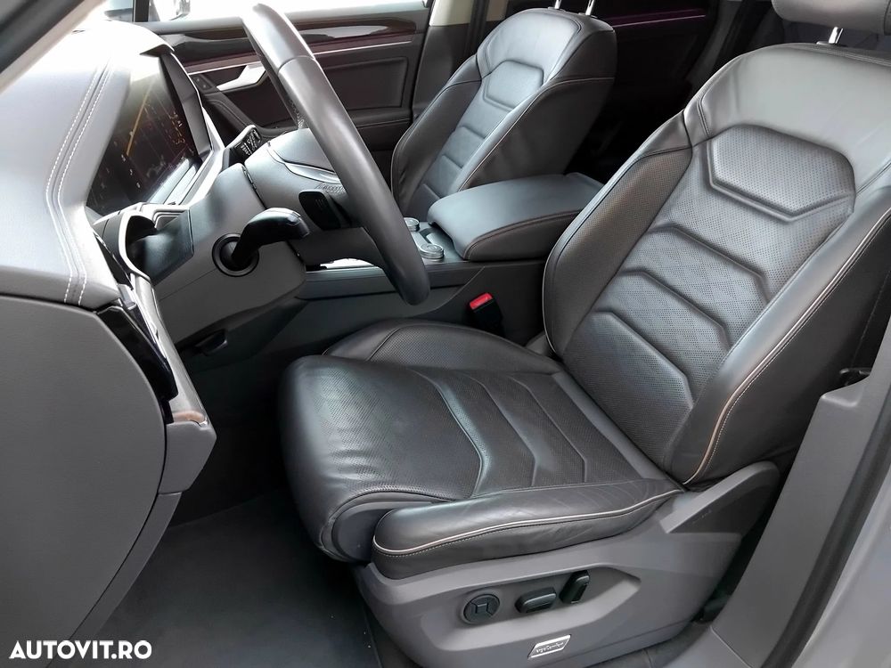 Volkswagen Touareg V6 TDI Elegance - 14