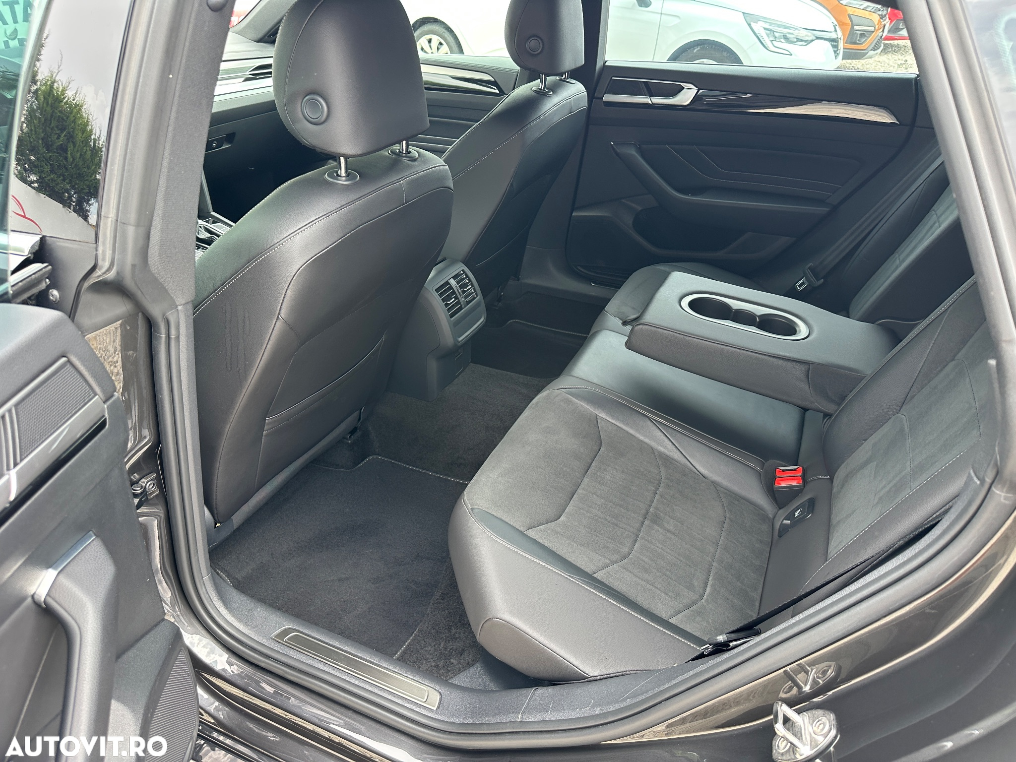 Volkswagen ARTEON 2.0 TDI DSG R-Line - 17
