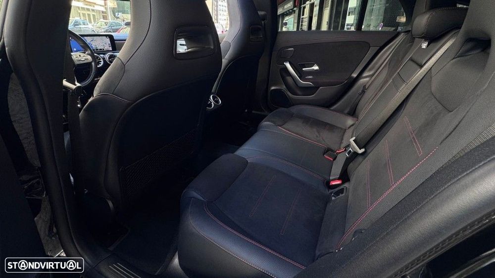 Mercedes-Benz CLA 250 e Shooting Brake AMG Line - 14