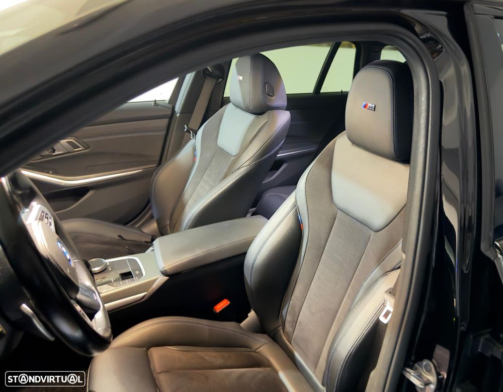 BMW 320 e Pack Desportivo M Auto - 26