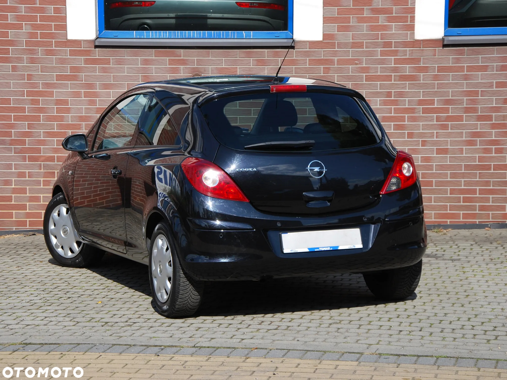 Opel Corsa 1.4 16V Enjoy - 26